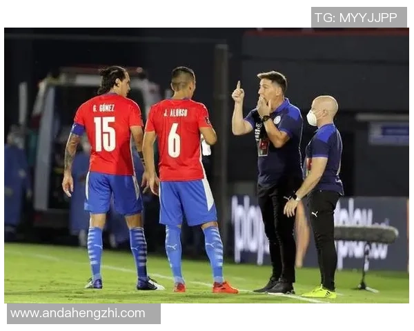 足球明星在巴拉圭赛场展现风采引发球迷热潮与期待