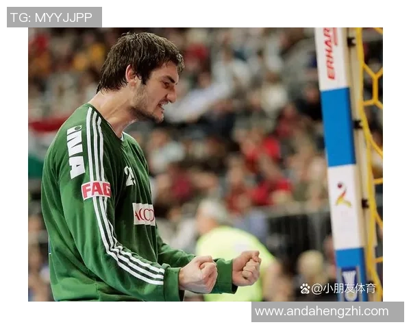 足球明星在赛场上泪洒瞬间感动无数球迷展现真情流露的背后故事
