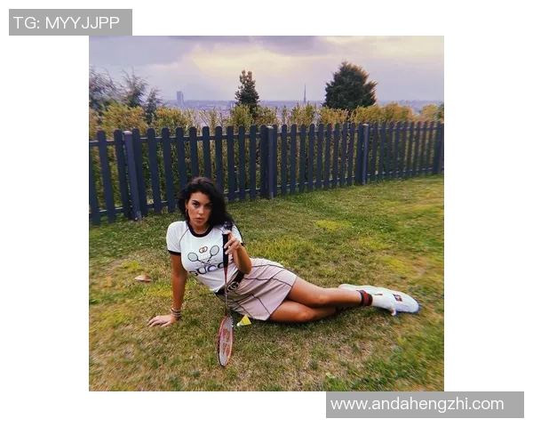 足球明星女友真实照片曝光揭示她们的生活与魅力