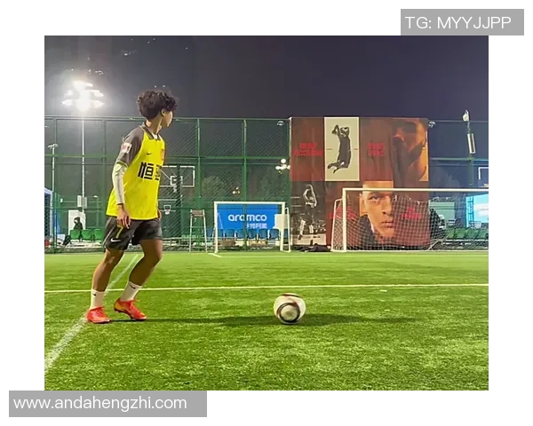 足球明星如何巧妙遮挡镜头瞬间转场的精彩视频合集 足球明星如何巧妙遮挡镜头瞬间转场的精彩视频合集