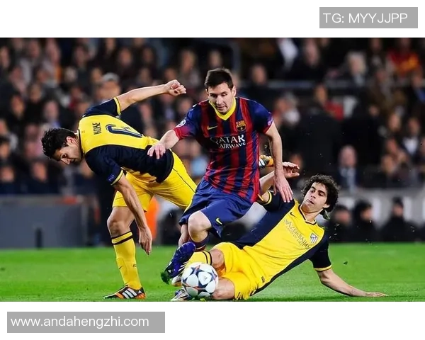 足球明星的技艺揭秘：他们如何在赛场上展现卓越的球技与团队合作